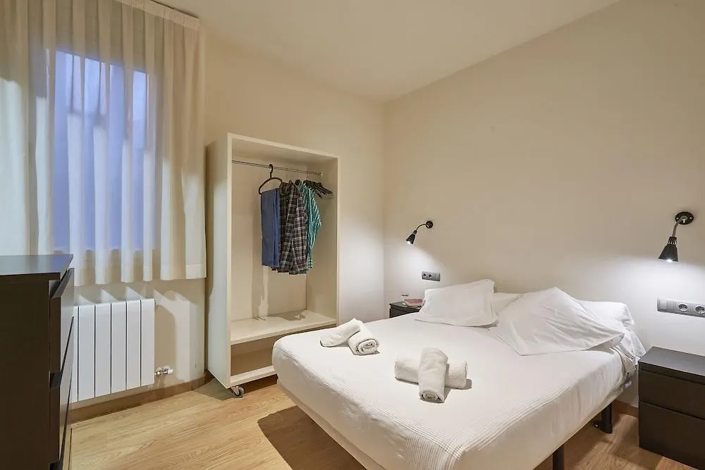 Barcelona Sants Station Apartments ホテル