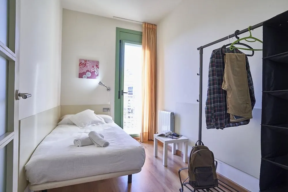 Barcelona Sants Station Apartments 3*,