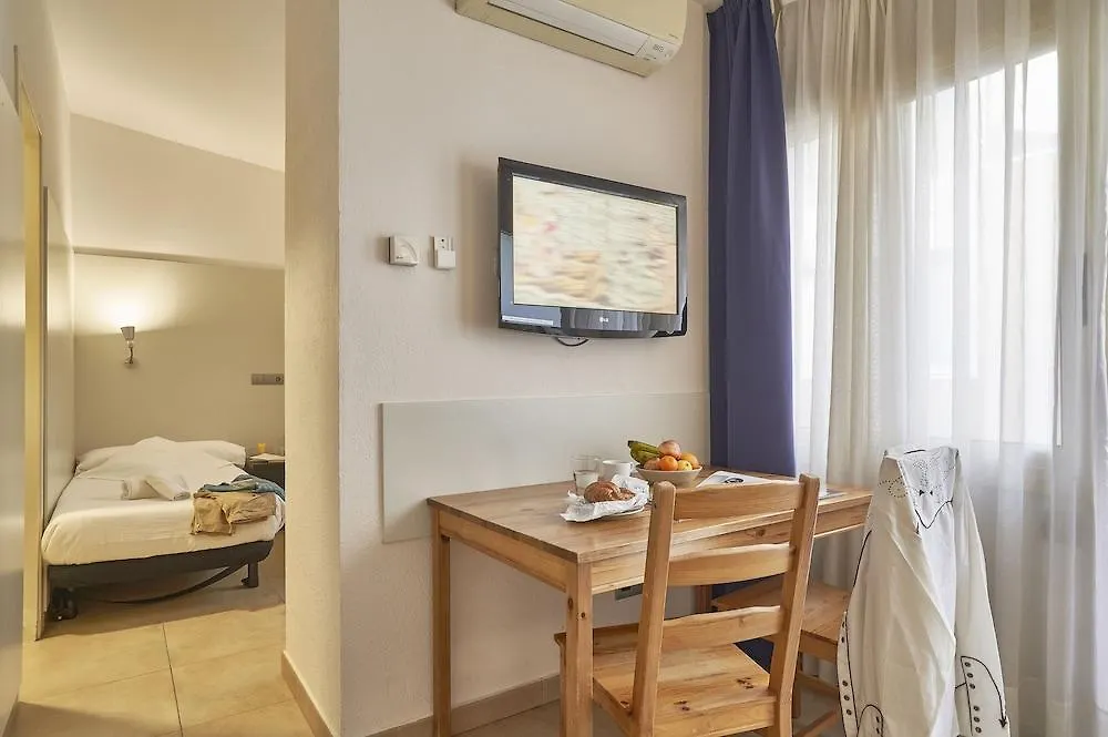 Barcelona Sants Station Apartments 3*,