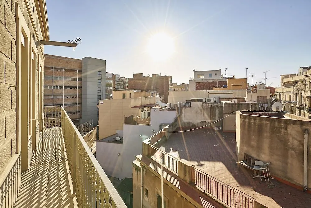 Barcelona Sants Station Apartments 3*,